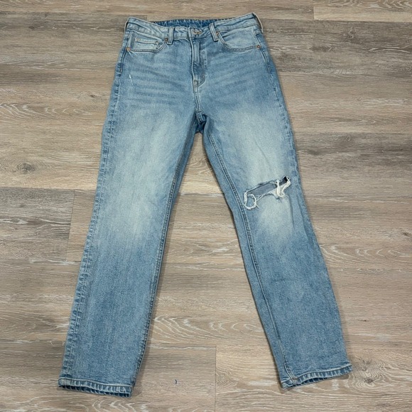 H&M Denim - H&M &Denim Vintage Slim High Waist‎ Jeans Light Wash Distressed Blue Size 6
